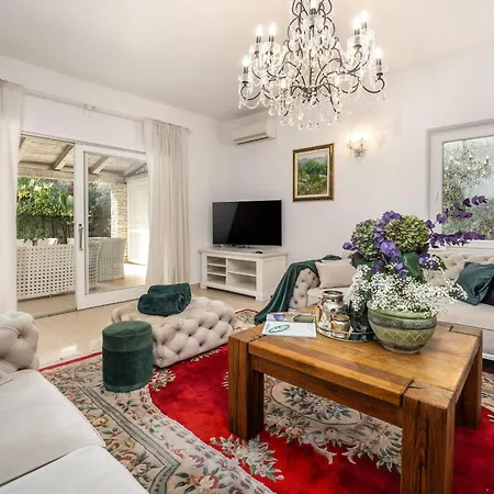 Standnahe Mit Pool, Meerblick Und Pool Holiday home Porec
